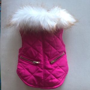 NWOT Dog /cat vest with faux fur collar 🐾💕